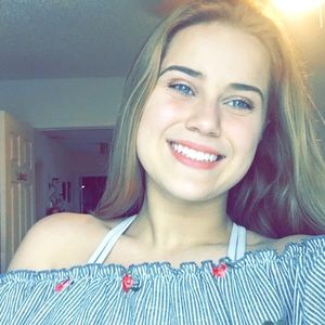 Meet your Posher, Jessica